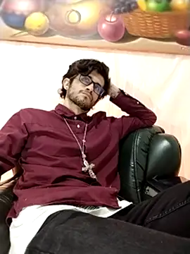 Loggan_donnelly webcam