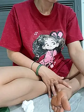 Xaoxang - Stripchat Cam Model