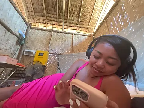 Juliet_official_pro webcam