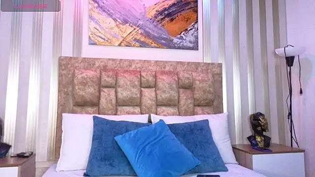 ariel__bennett webcam