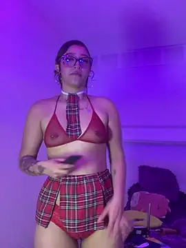 LilithMonette webcam