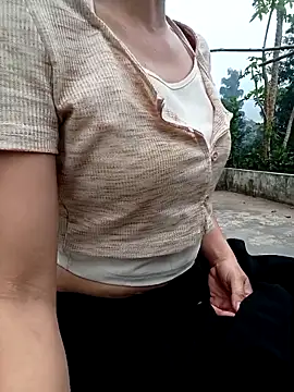 linda_bae00 live sex cam