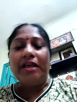 yamini1431 webcam
