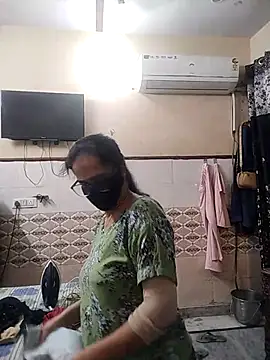 Rising_Queen live sex cam