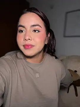 Zarahs_Blare1 webcam