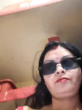 Kashish-Love - Stripchat Cam Model