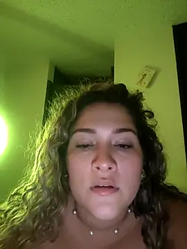 Sara_smiiith211 webcam