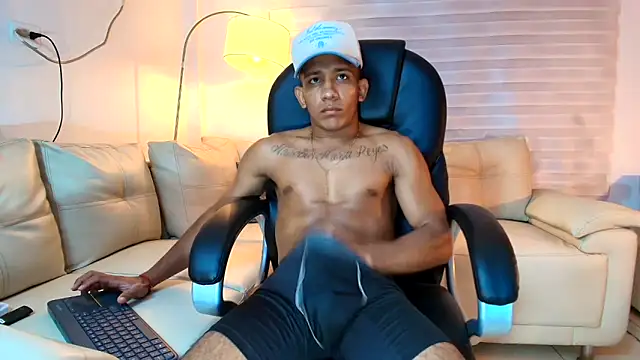 ricky_spensar23cm_ webcam