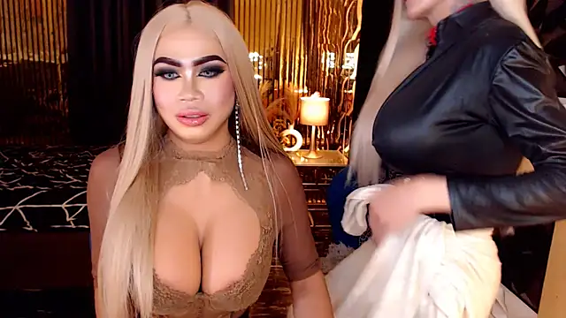 MonstrousCockDiva webcam