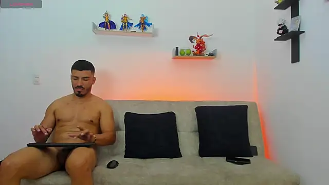 heteros_curious webcam