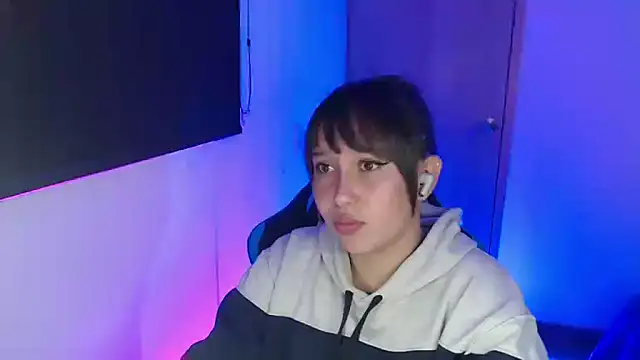 Skarlet_Adams28 webcam