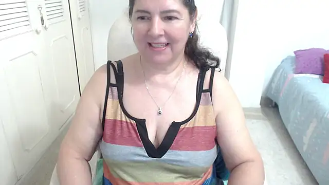 leonela_69 webcam