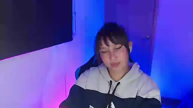 Skarlet_Adams28 webcam