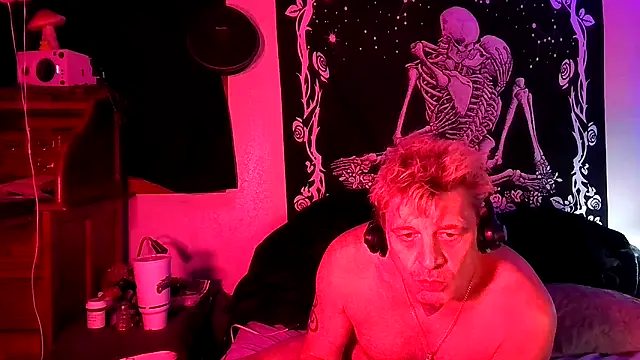 whitehole4bbc252 webcam