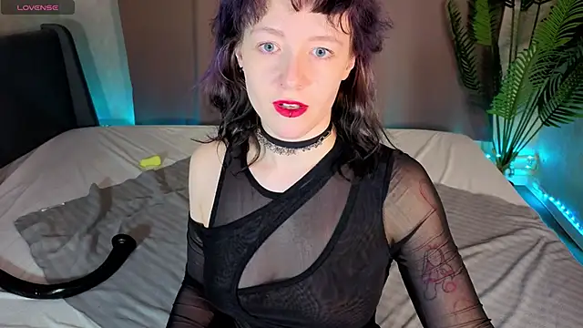 Ricki_Bloom webcam