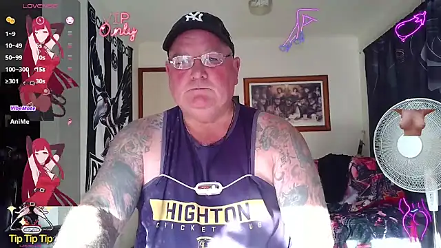 KINKYBLUEYES69 webcam