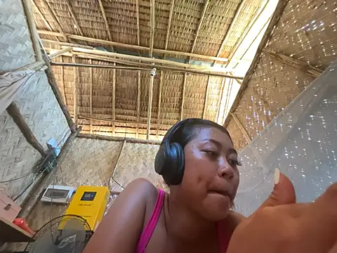 Juliet_official_pro webcam