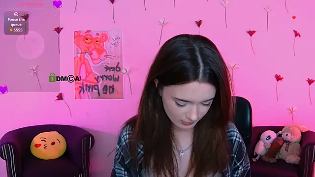 liana_kisses (F teen) - show tits♥