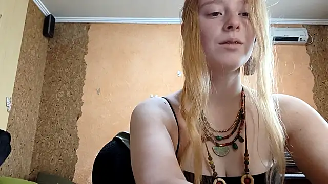 KateVibe_01 webcam