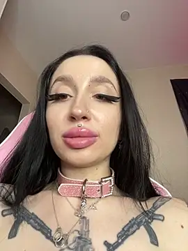 Webcam Model (Molly__Moon)  is live.Free join now!