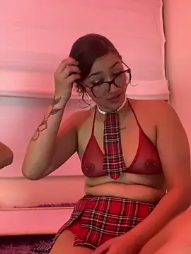 LilithMonette webcam