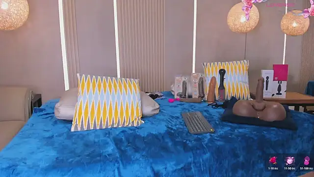 sabrina_shark_ webcam