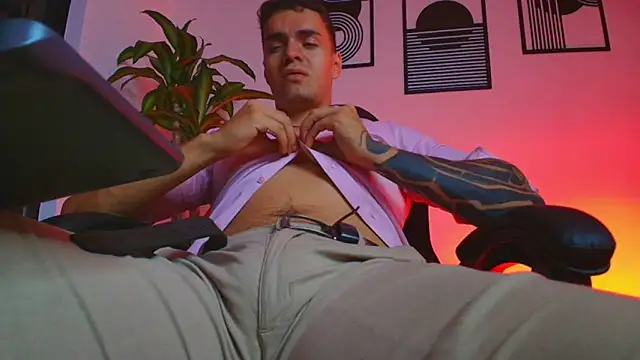 ALPHA_DOMINUS_ webcam