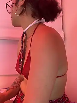 LilithMonette webcam