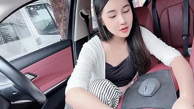 美女newwell在线直播