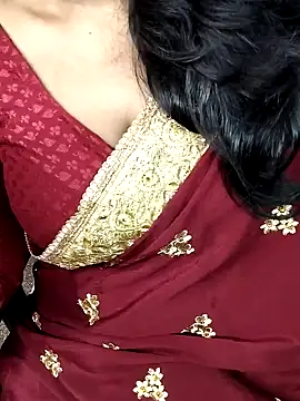 Hotty_Kavita webcam