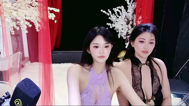 Banana-Milk69 webcam