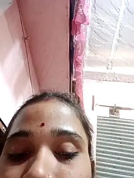 Webcam Model (Deepjakolirr)  is live.Free join now!