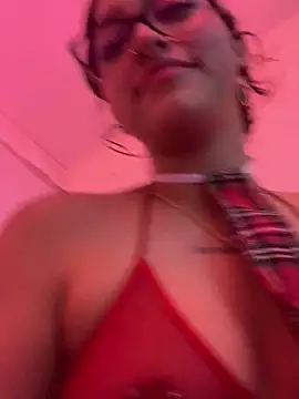 LilithMonette webcam