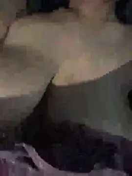 hillarymoreninha webcam