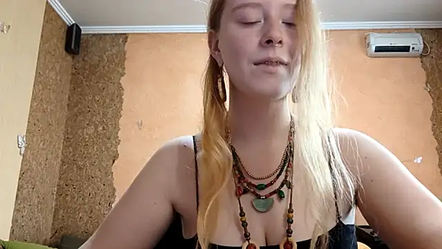 KateVibe_01 webcam