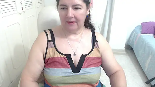 leonela_69 webcam