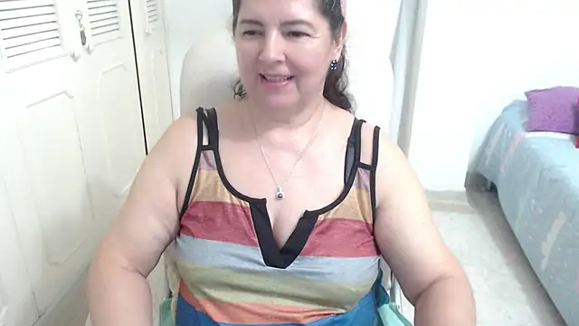 leonela_69 webcam
