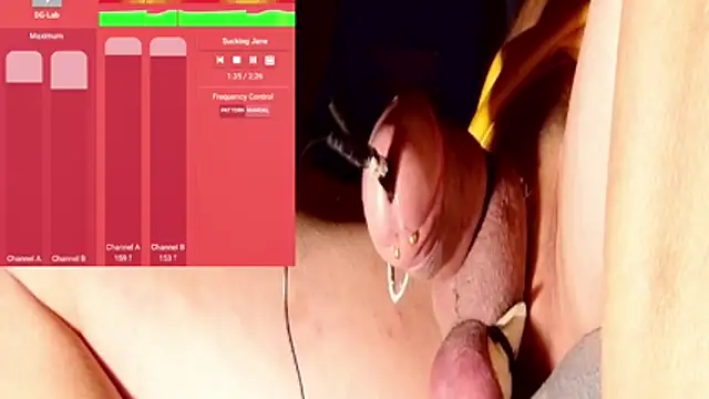 LongUKMakeYouSquirt webcam