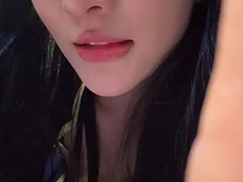 美女mammam520在线直播