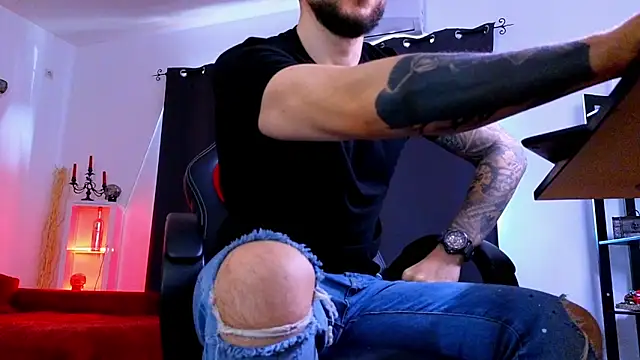 MightyAaron66 webcam