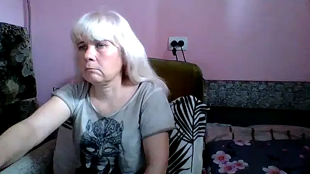 sakura_blonde webcam