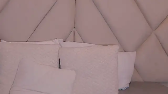 CharlotteeBrownn webcam