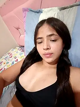 Sexy_cloe_outdoors webcam