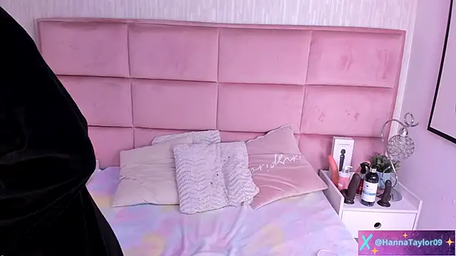 HannaTaylor webcam