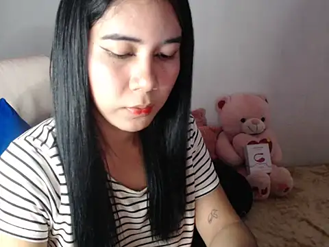 TransPetite1 live sex cam