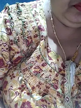 tamilthanushri webcam