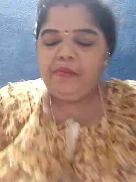 tamilthanushri webcam