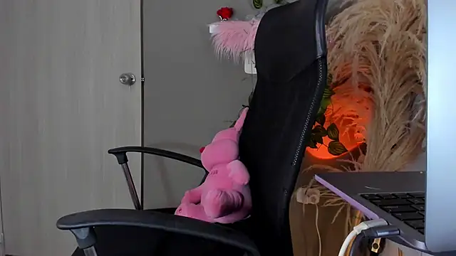 GarciaMilu live sex cam