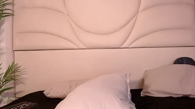 juana_valkiria webcam