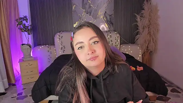 SarahCastro1_ webcam